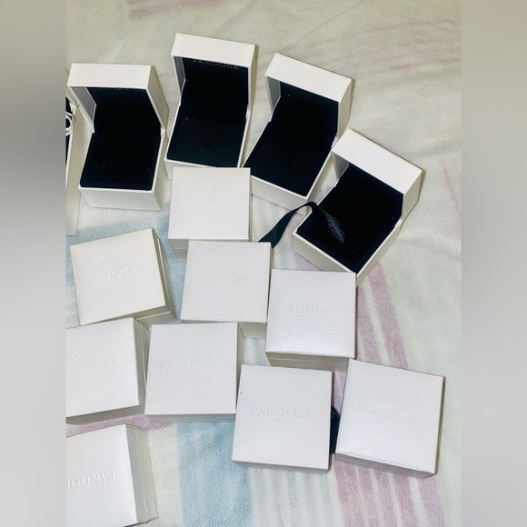 Pandora Jewelry Boxes Set. - Picture 4 of 4